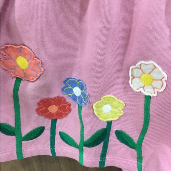 Cute pink shorts with flowers for kids - Picture 2 of 3